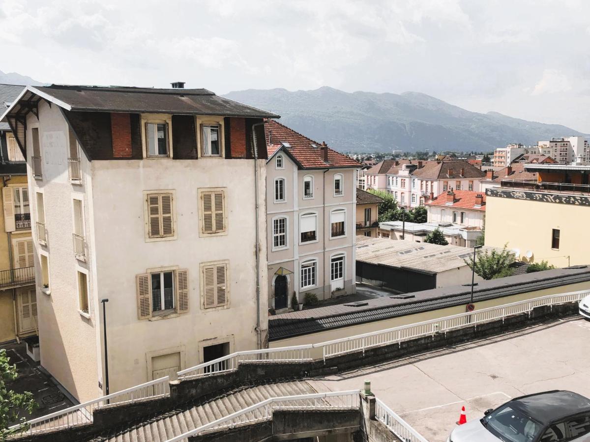 Paisible Studio Avec Agreable Loggia 2 Mn Du Centre Aix-les-Bains Exterior foto